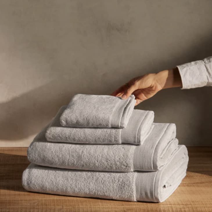 Why I Love Onsen's Wovey Plush Bath Towel Collection: Tried & Tested |  Apartment Therapy