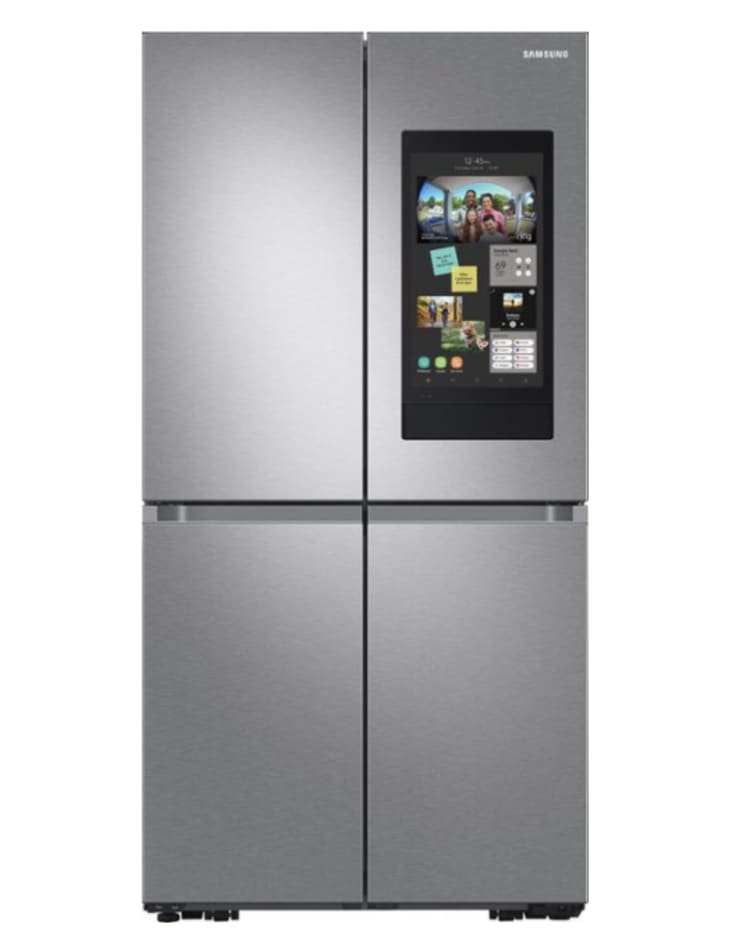 Samsung Smart 4-Door Flex Refrigerator with Family Hub & Beverage Center at Best Buy