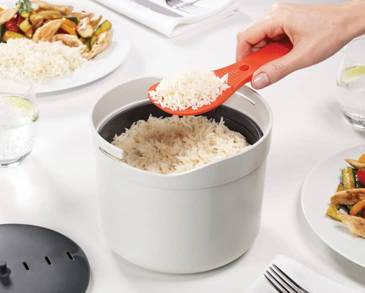 Joseph Joseph M-Cuisine Microwave Rice Cooker lifestyle image