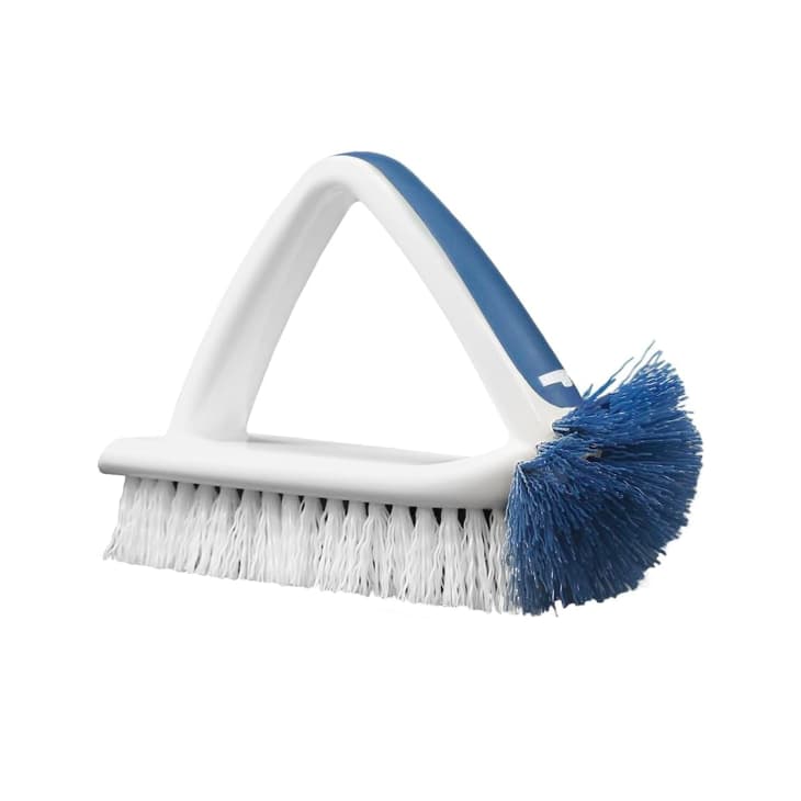 Unger's 2-in-1 Scrub Brush Is a Beast on Tough Stains | Apartment Therapy