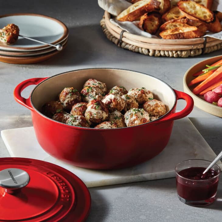 Le Creuset Shallow Round Oven at Le Creuset