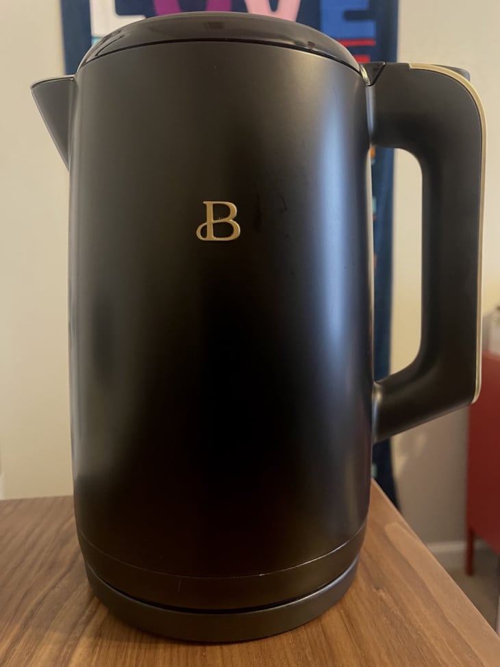 Beautiful store electric kettle