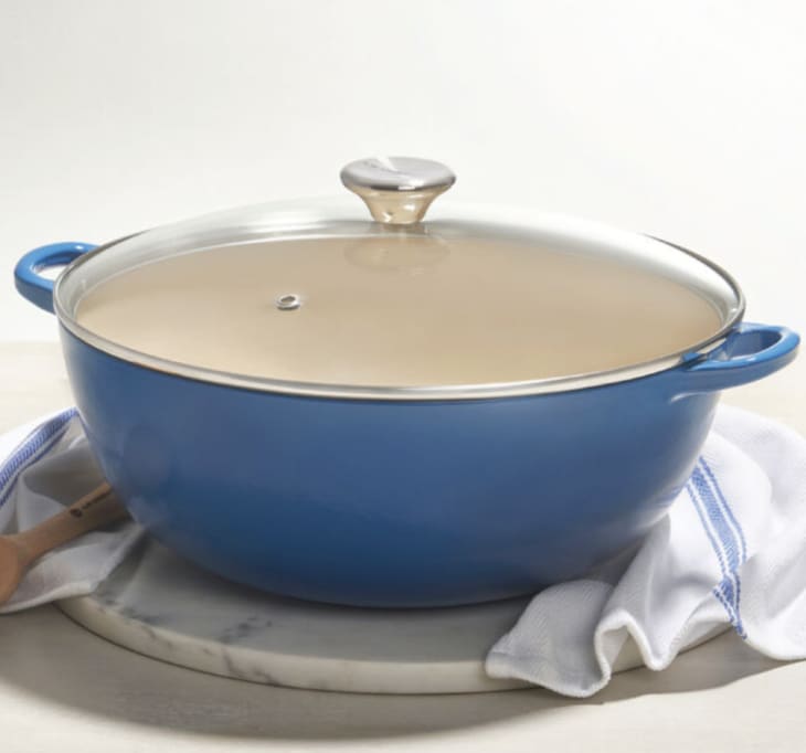 Le Creuset Sale 2023 Snag Their Soup Pot For More Than 200 Off Apartment Therapy