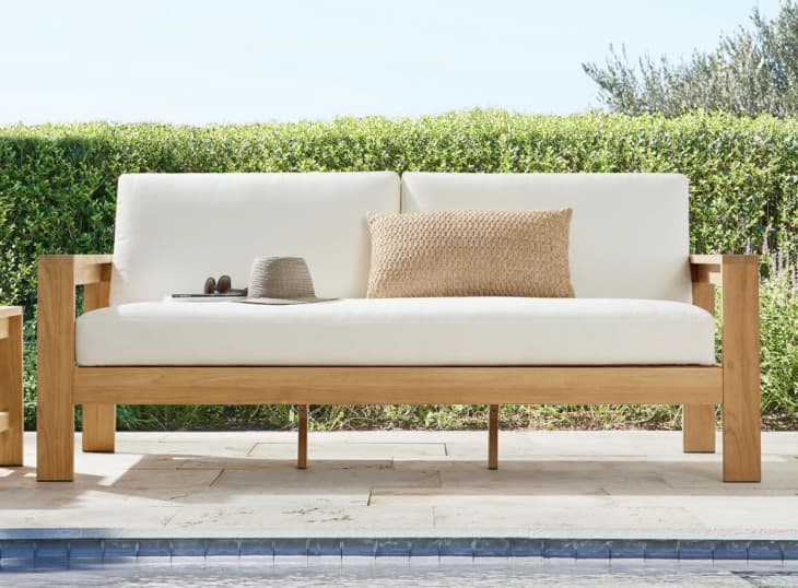 Pottery barn outdoor online cushions sale