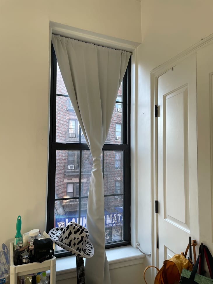 Best Blackout Curtain Liner I Tried It Apartment Therapy