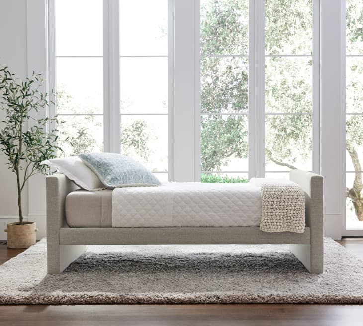 Best Daybeds for Small Spaces from Pottery Barn Apartment Therapy