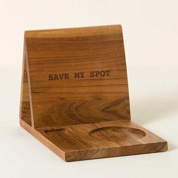 The Best Gifts for Readers and Booklovers | Dorm Therapy