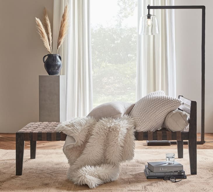 Day beds pottery barn discount
