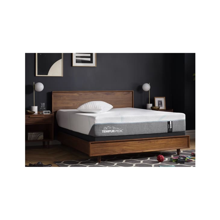 12 Best Mattresses for Couples (With Models for Hot Sleepers & Side