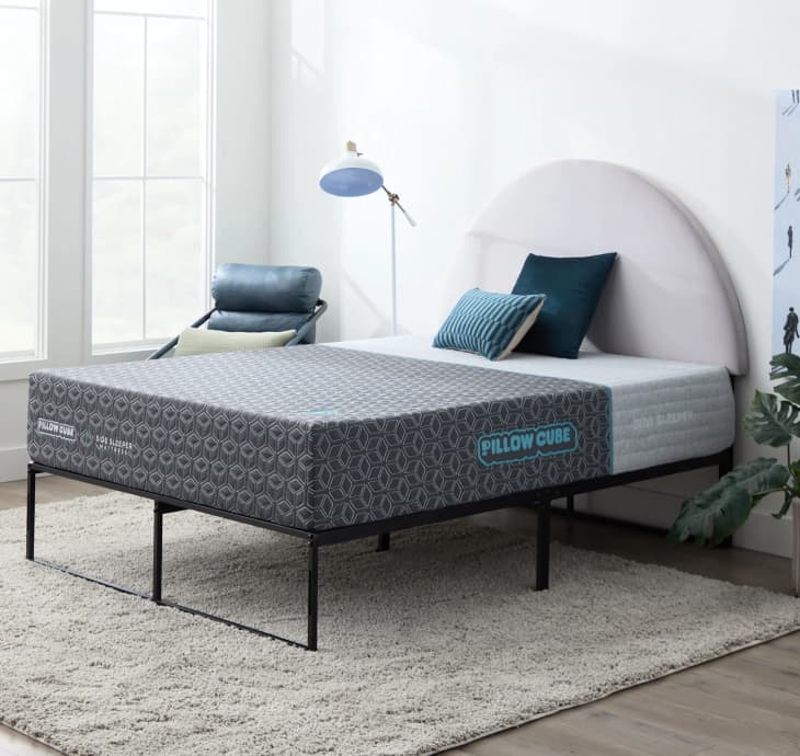10 Best Mattresses for Side Sleepers 2024 Apartment Therapy