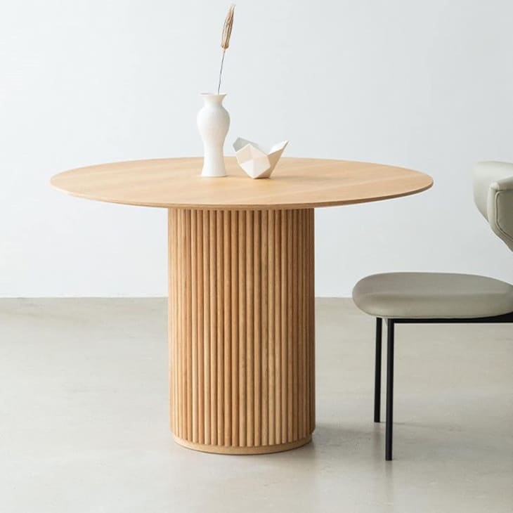 The 10 Best Pedestal Dining Tables Right Now | The Kitchn