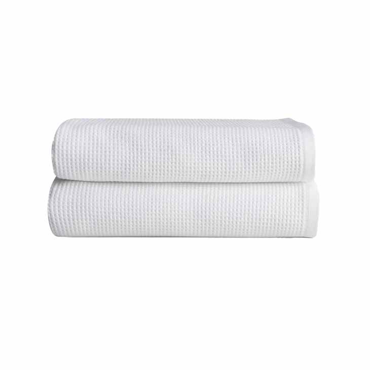 Best Waffle Towels of 2023: Cozy Earth Waffle Towel | Apartment Therapy