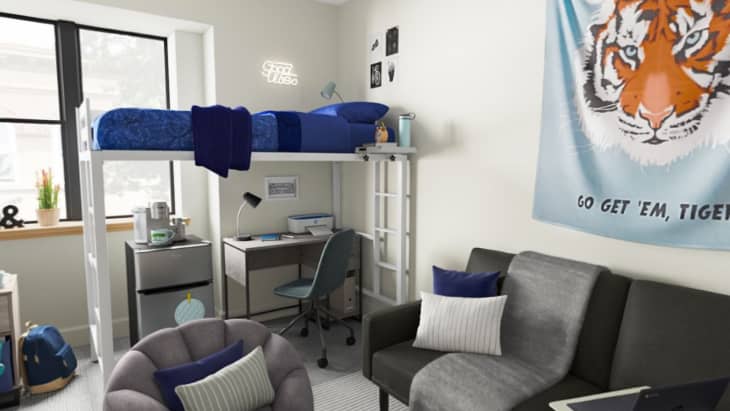 10 Tips for Organizing Your Tiny Dorm Room | Apartment Therapy