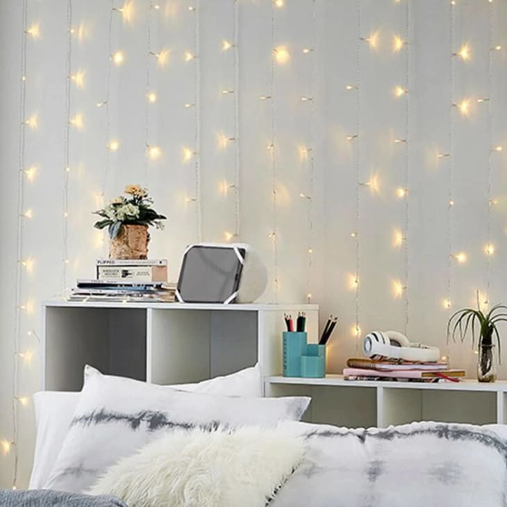 9 Holiday Lights to Hang in Your Dorm Room Year Round Dorm Therapy