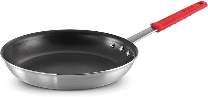The Best Nonstick and Ceramic Skillets to Buy in 2021 | Kitchn