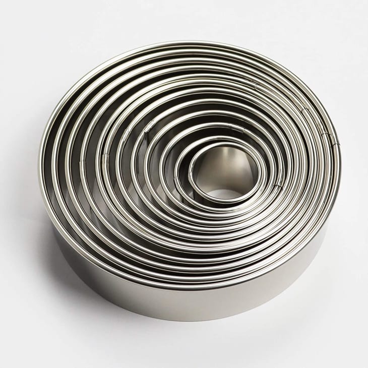 Product Image: RIHAI Stainless Steel Round Cookie Cutter Set