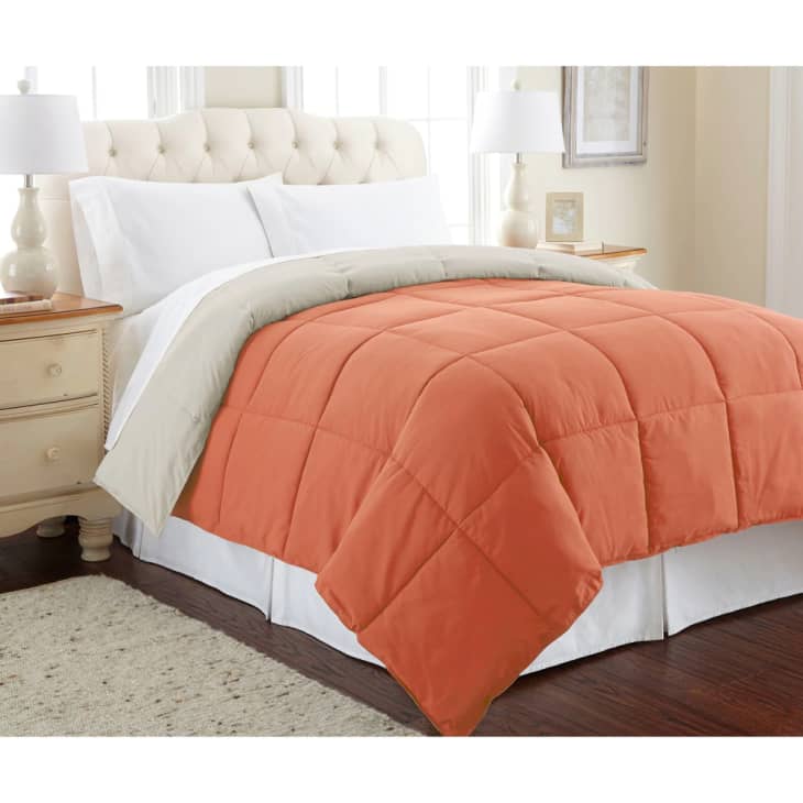 Product Image: Modern Threads All-Season Reversible Down Alternative Comforter
