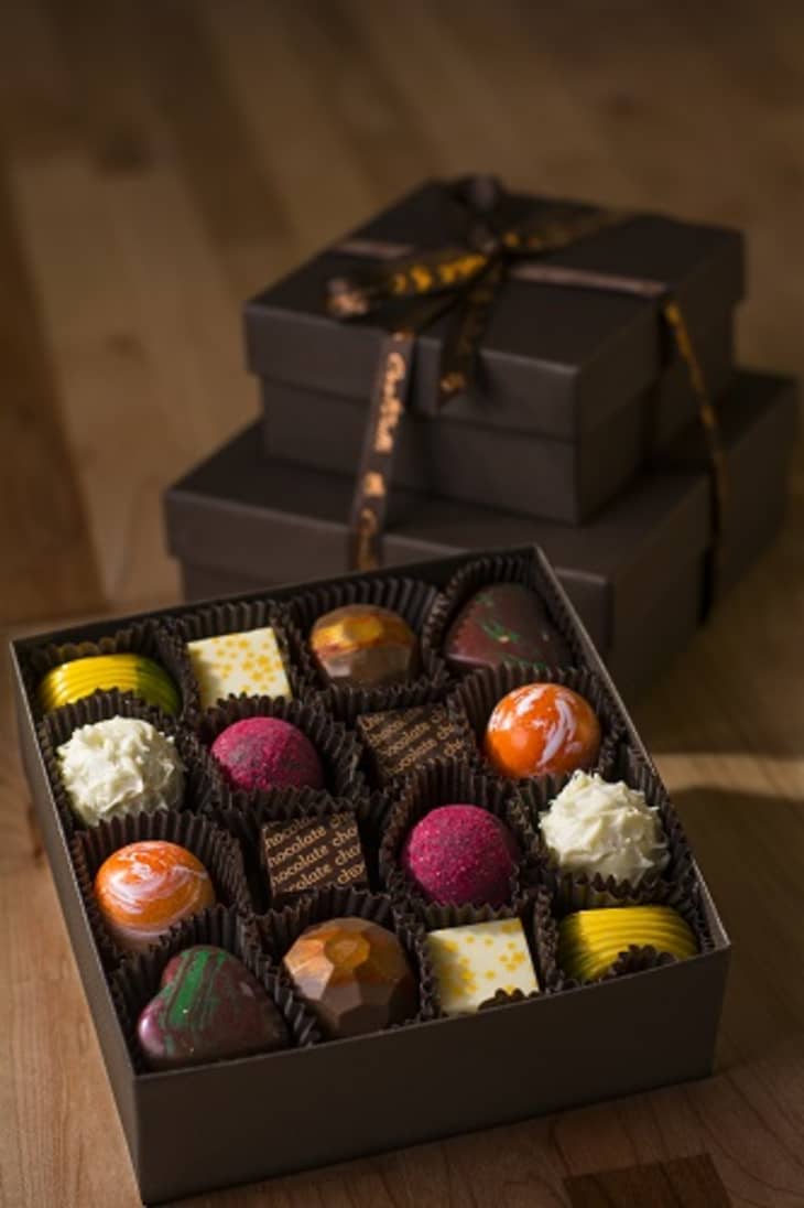 Product Image: Classic 25-Piece Chocolate Box