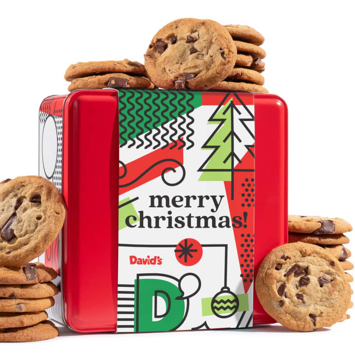 Product Image: David’s Cookies Merry Christmas Chocolate Chunk Cookie Tin