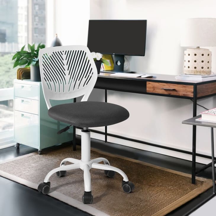 Product Image: Elkland Mesh Task Chair