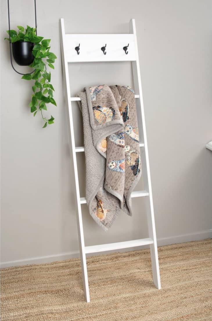 Farm House Blanket Ladder With Hooks at Overstock