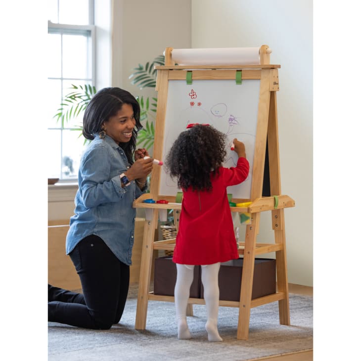 Product Image: Little Partners Deluxe Learn and Play Art Center