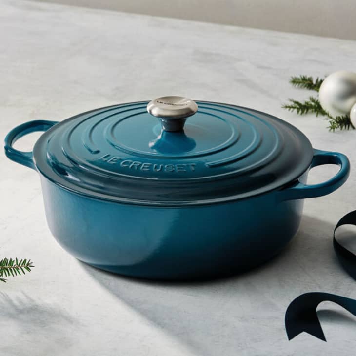 Round Wide Cast Iron Dutch Oven at Le Creuset