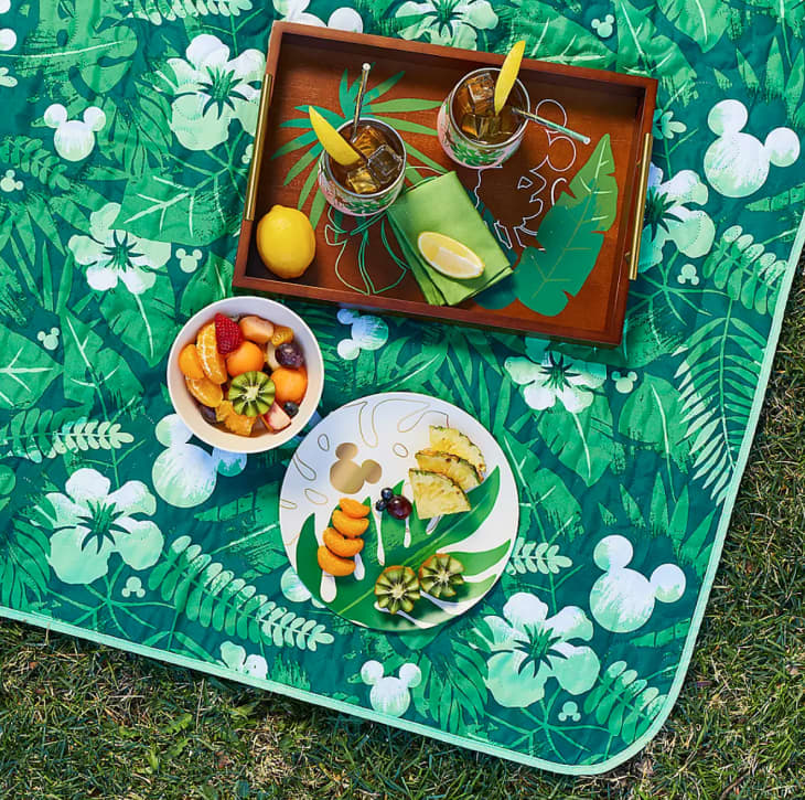 Product Image: Mickey Mouse Tropical Picnic Blanket