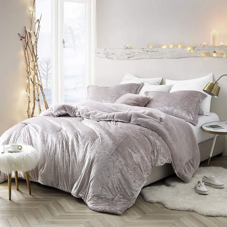 Product Image: Silver Orchid Quirk Oversized Champagne Pink Comforter, Queen