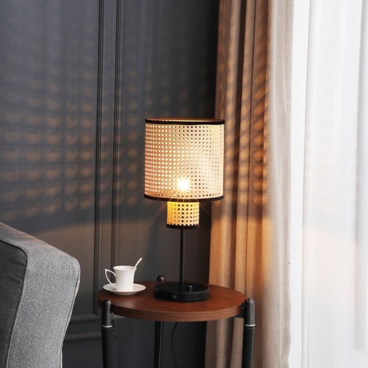 Product Image: VidaLite Modern Rattan Table Lamp With USB