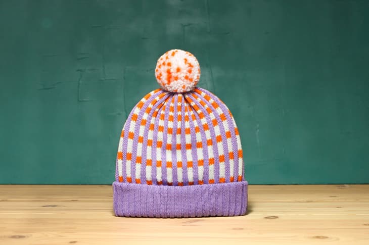 Product Image: Yu Square Checked Stripes Detachable Pom Pom Beanie Hat