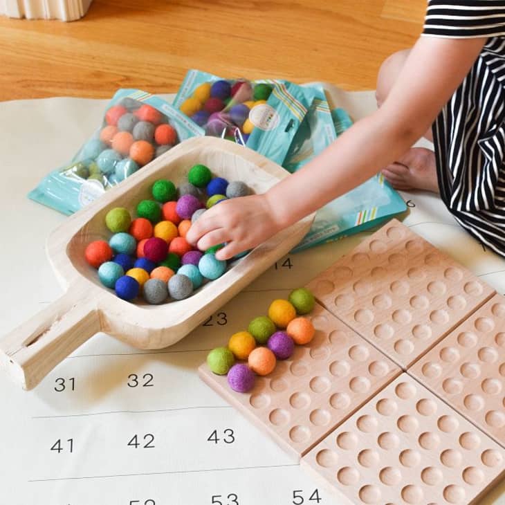 Product Image: Counting Frame and Felt Balls