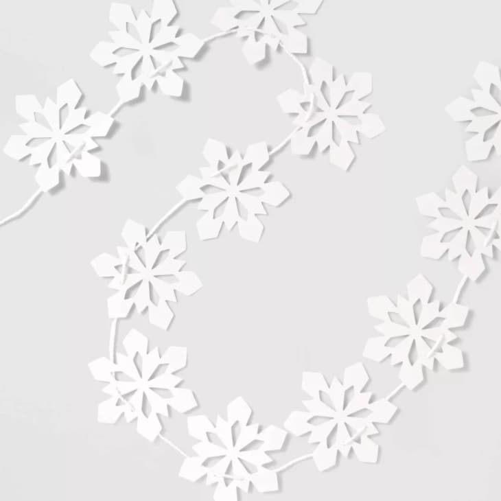 Product Image: Spritz Christmas Snowflake Garland