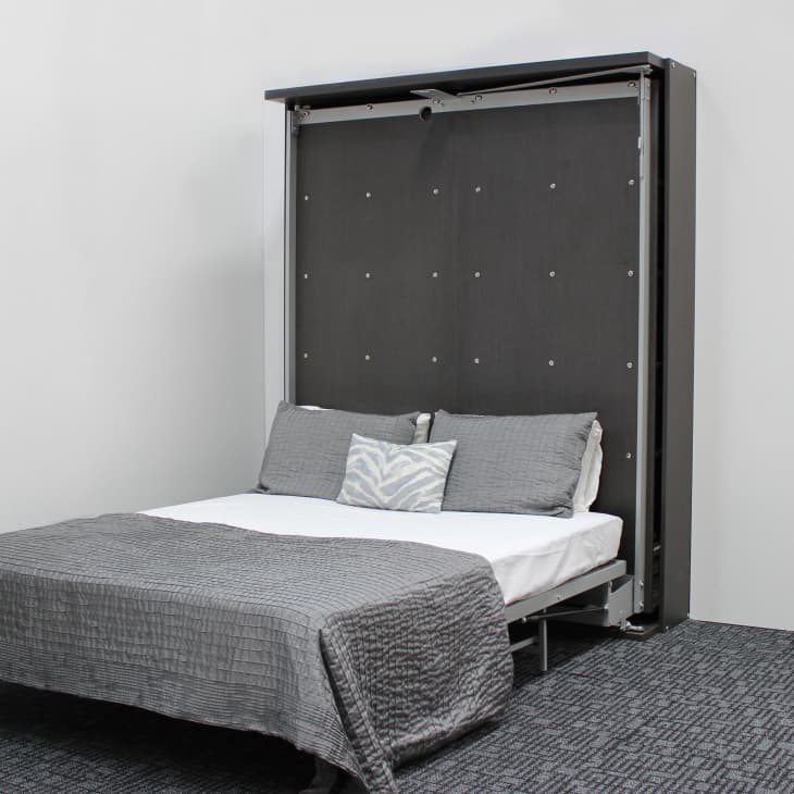 产品形象:Compatto TV:旋转书架和电视折叠床