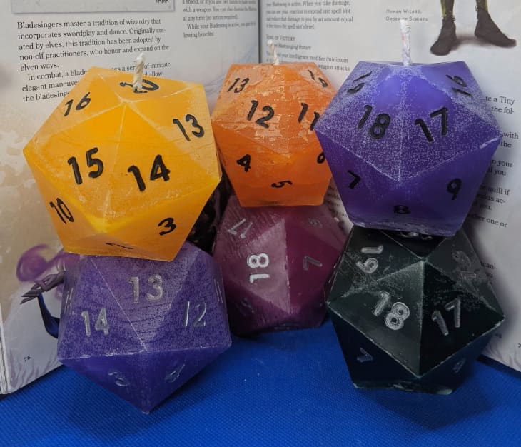 Product Image: Dungeons and Dragons Dice Candles