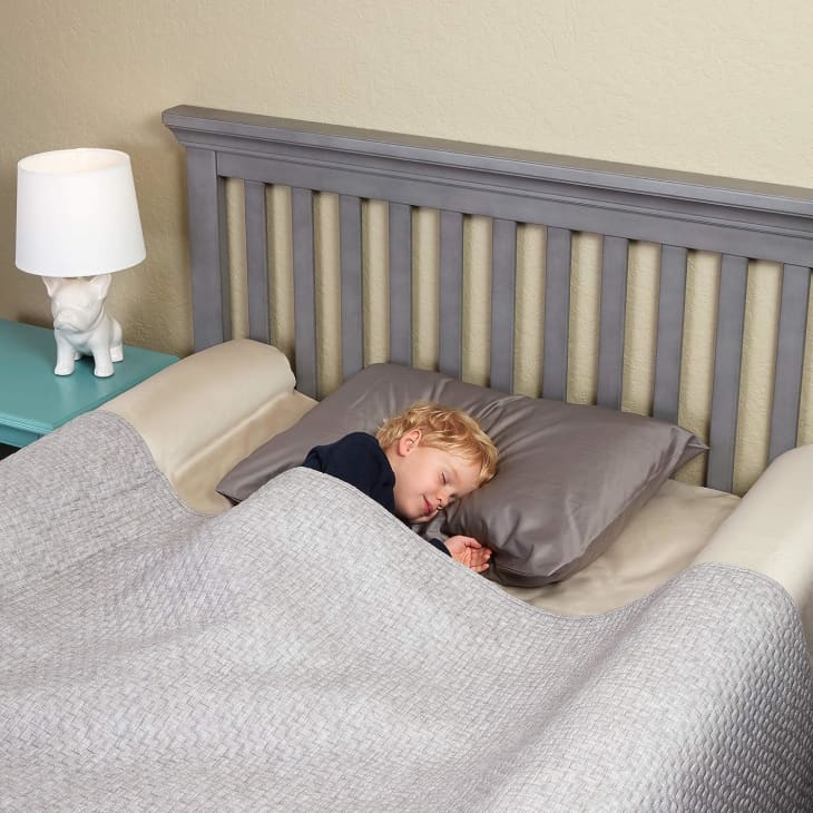 Product Image: hiccapop Inflatable Bed Rail for Toddlers (2-Pack)