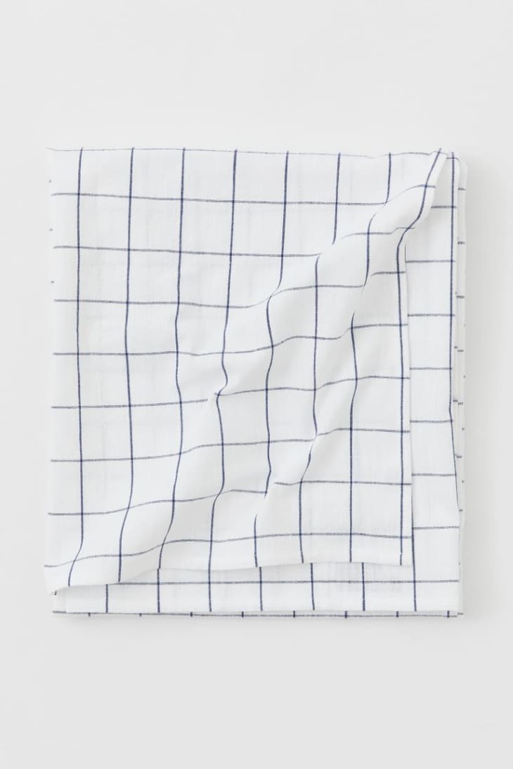 Linen-blend Tablecloth at H&M