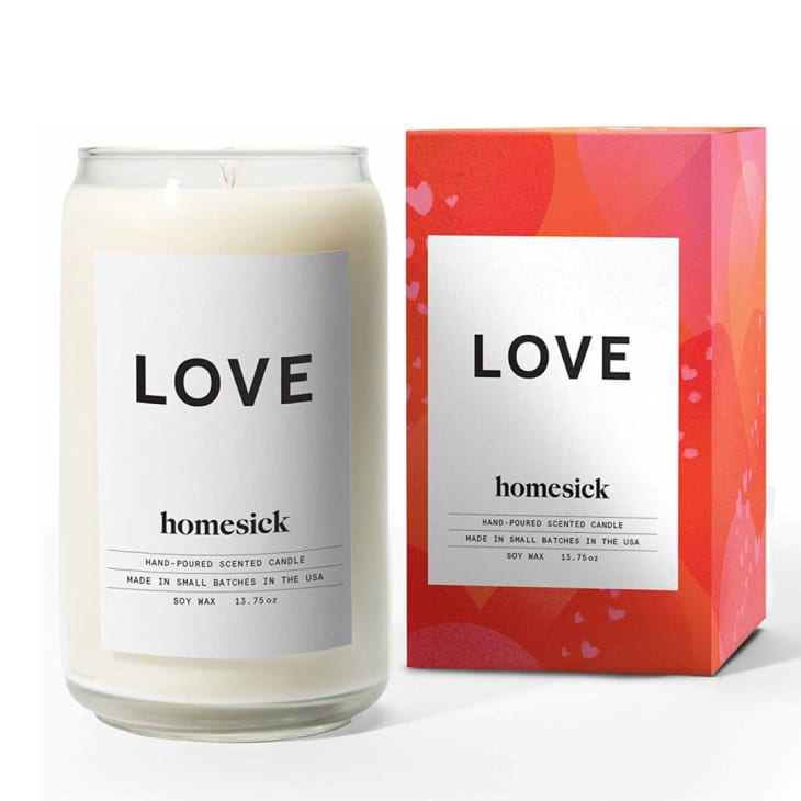 Best Romantic Candles to Set the Mood 