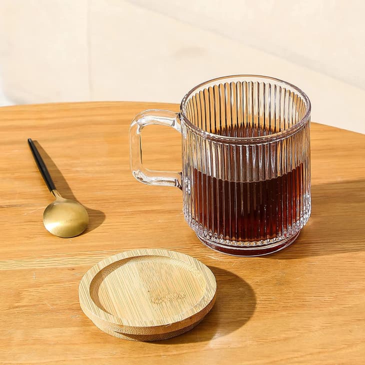 Lysenn Clear Glass Coffee Mug with Lid at Amazon