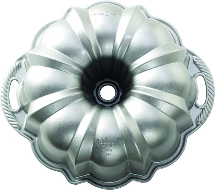 Product Image: Nordic Ware Platinum Collection Anniversary Bundt Pan (10 Cup)