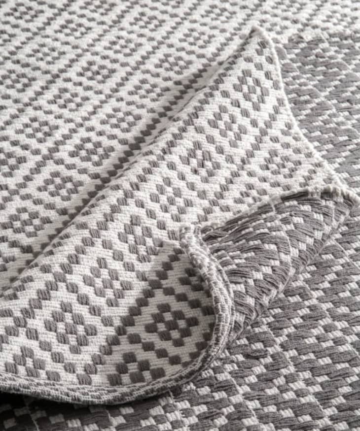 Product Image: nuLOOM Handmade Flatweave Geometric Cotton Area Rug, 4' x 6'