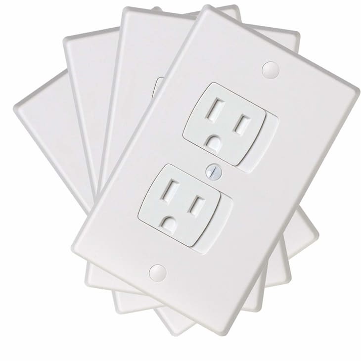 Ziz Home Self-Closing Childproof Outlet Covers, 4 Pack at Amazon