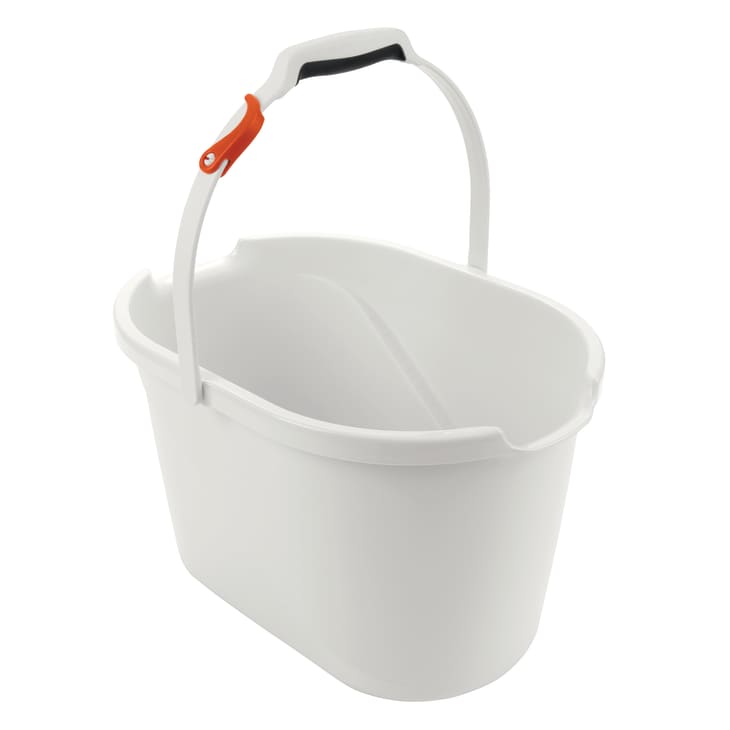 Product Image: Good Grips Angled Measuring Bucket