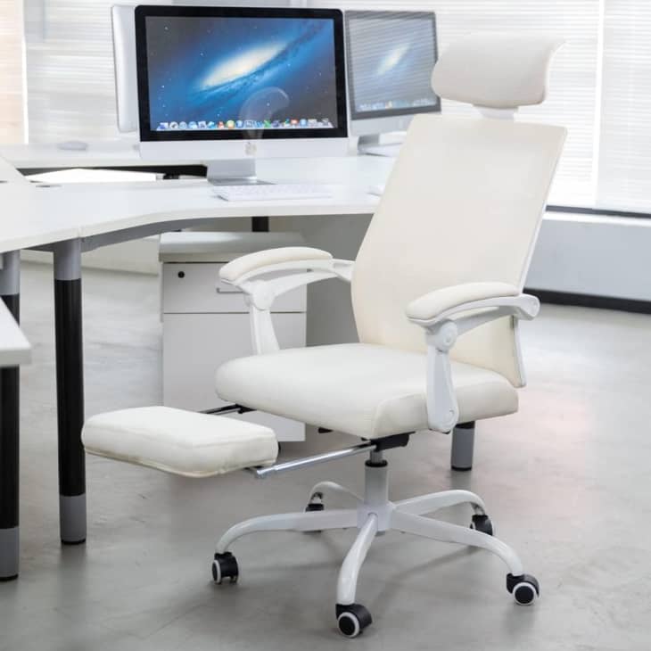 Qulomvs Ergonomic Office Chair with Footrest at Amazon