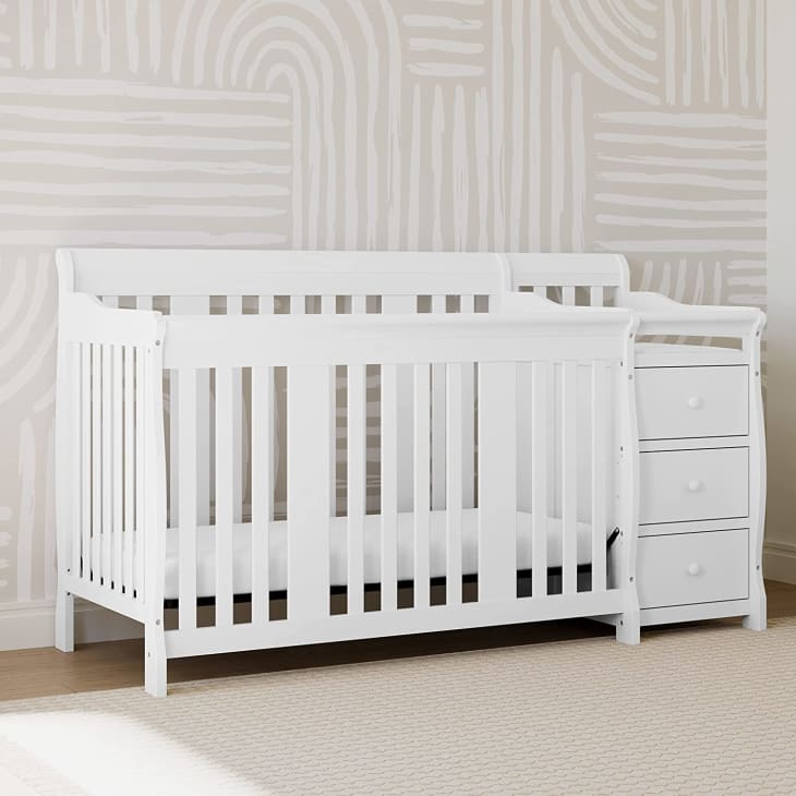 Product Image: Portofino 5-in-1 Convertible Crib and Changer