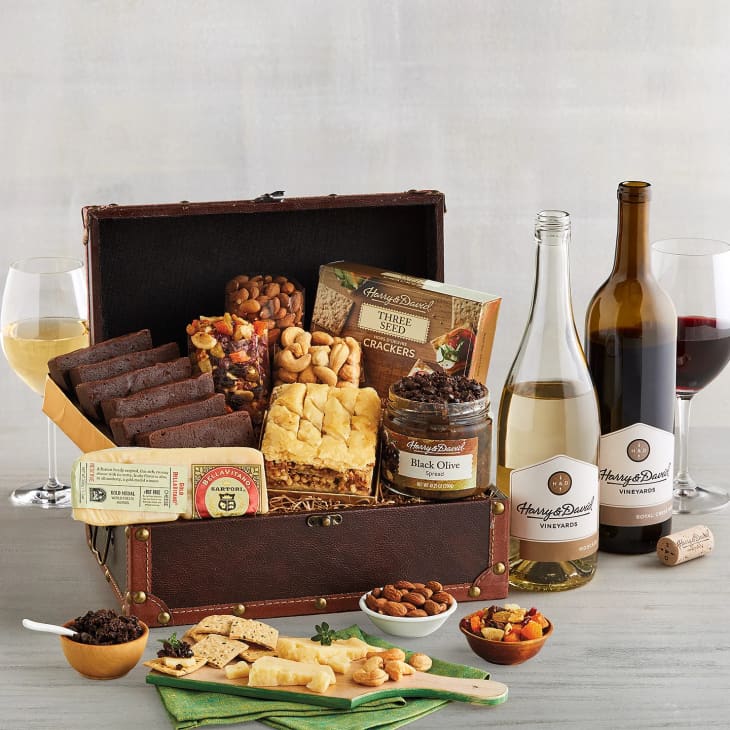 Product Image: Sweet & Savory Chest with Wine