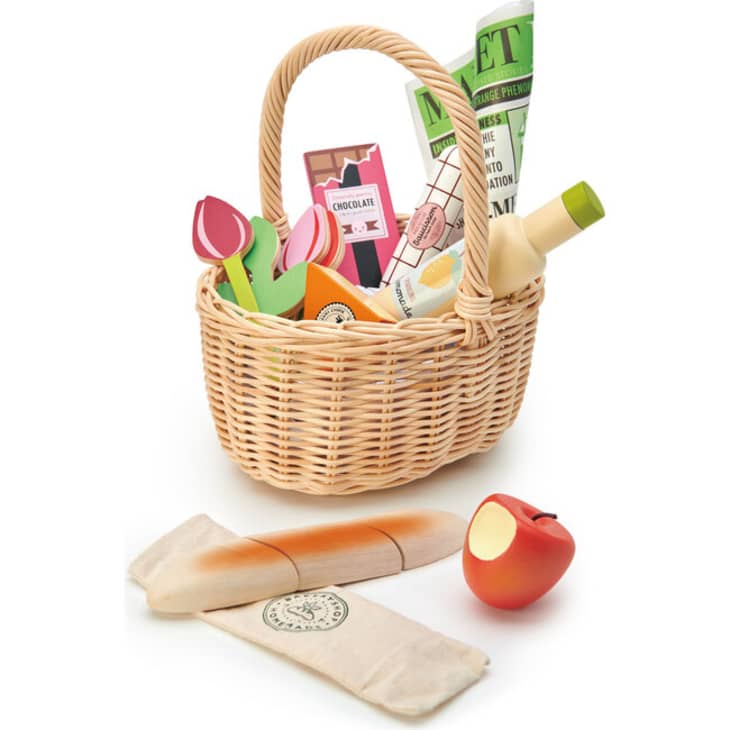 Product Image: Tender Leaf Toys Wicker Shopping Basket