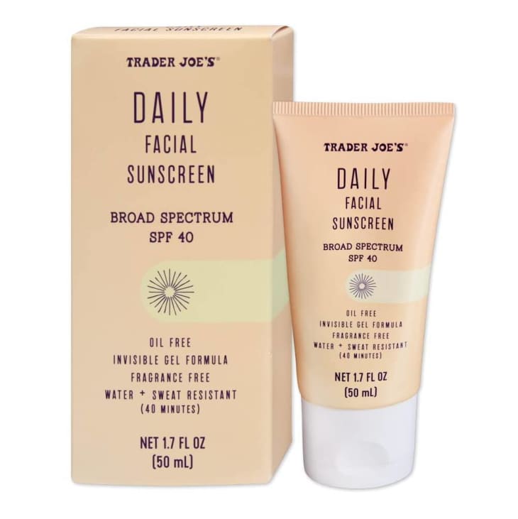 Trader Joe’s Daily Facial Sunscreen Review (Supergoop Dupe) Apartment