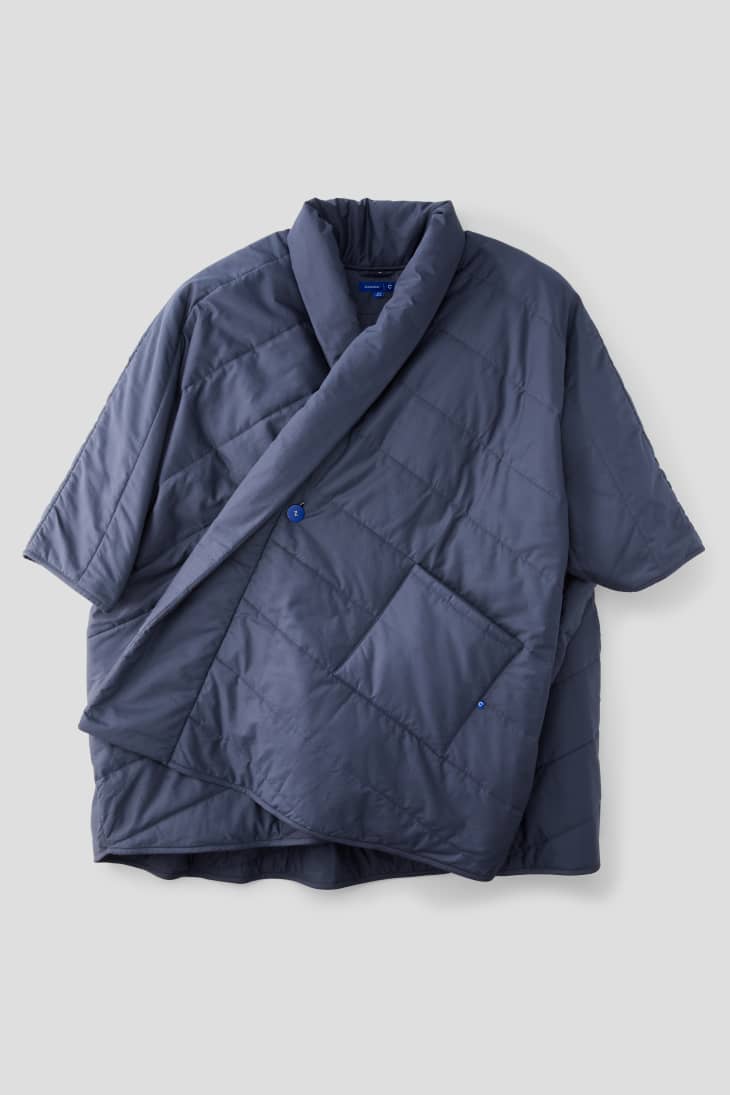 Casper s New Blanket Robe Is an Editor Favorite Loungewear Staple Apartment Therapy
