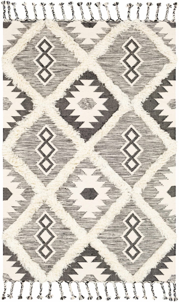 10 Moroccan Rugs On Sale From Boutique Rugs Apartment Therapy